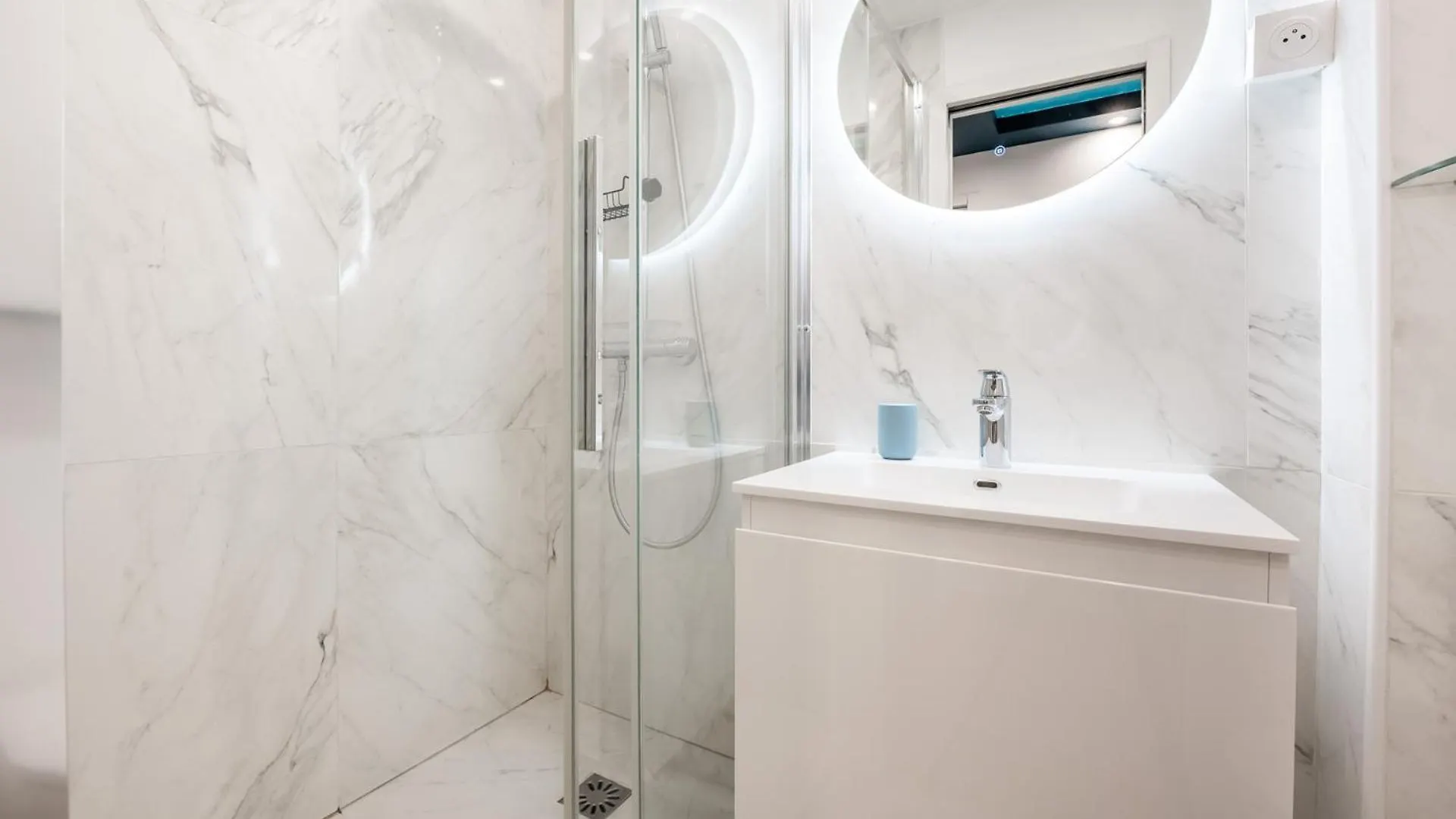 Apartmán Charming Parisian Home Away From Home In The Heart Of Paříž